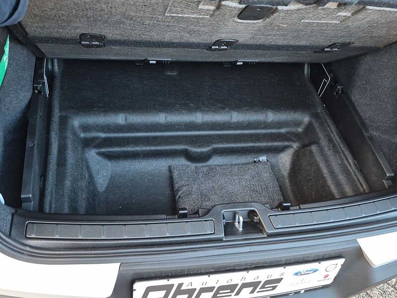 Volvo EX40 Extended Range RWD Plus Dark