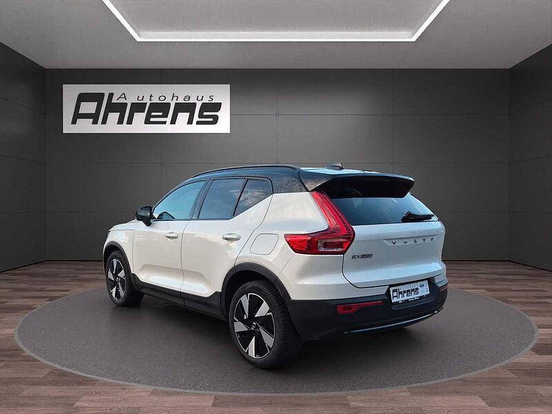Volvo EX40 Extended Range RWD Plus Dark