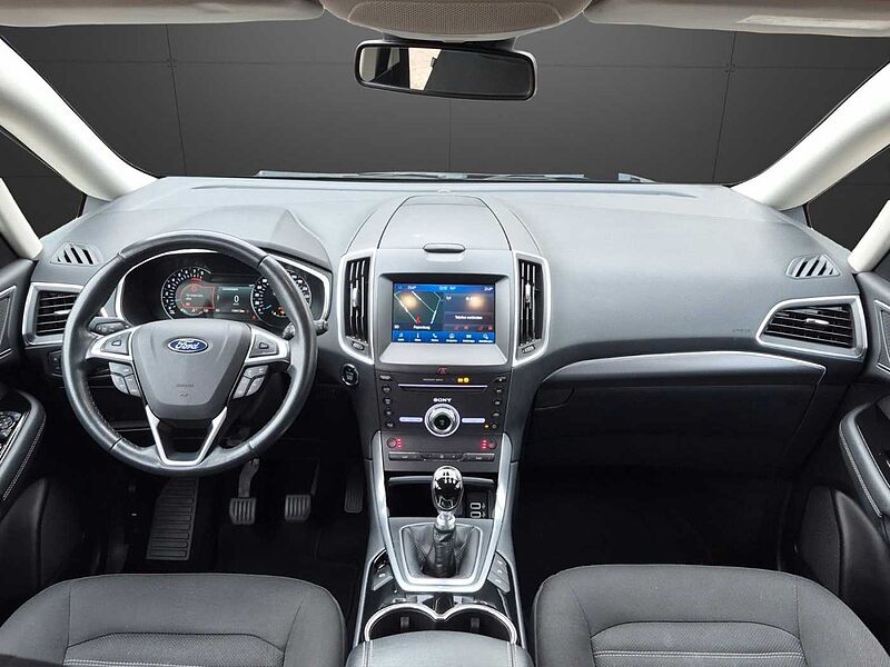 Ford Galaxy Titanium