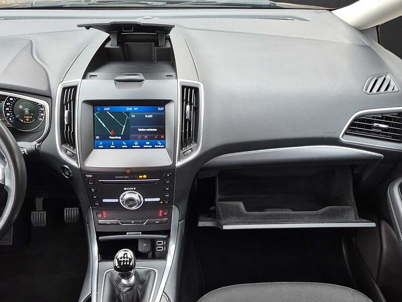 Ford Galaxy Titanium