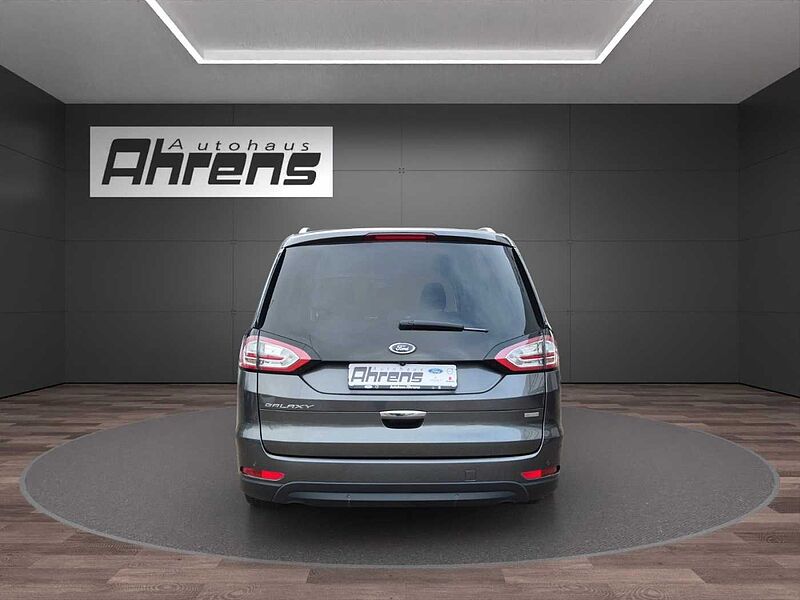 Ford Galaxy Titanium