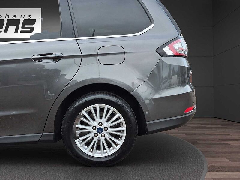 Ford Galaxy Titanium