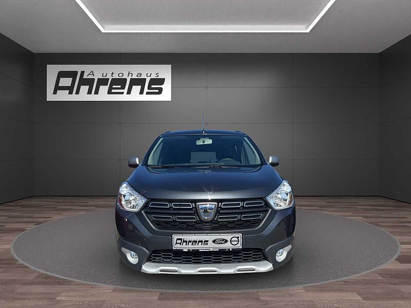 Dacia Lodgy TCe 130 Stepway *SHZ-GJA*