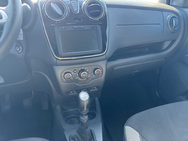 Dacia Lodgy TCe 130 Stepway *SHZ-GJA*