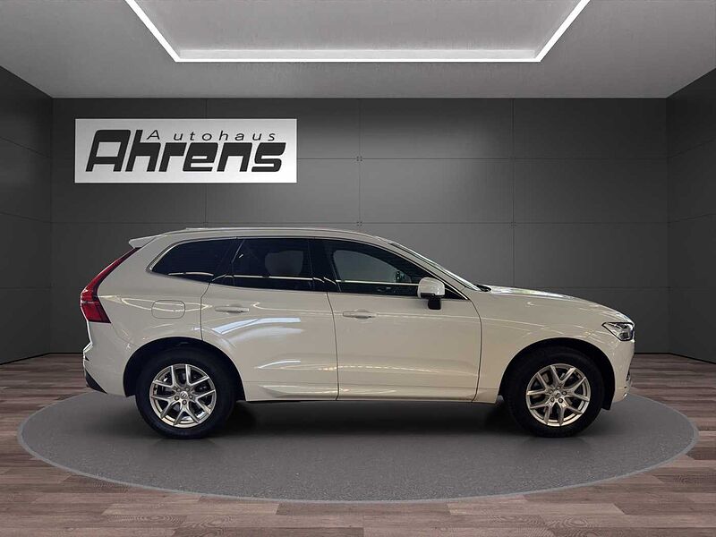 Volvo XC60 D4 Momentum *AHK-eHeck-SHZ-LED*