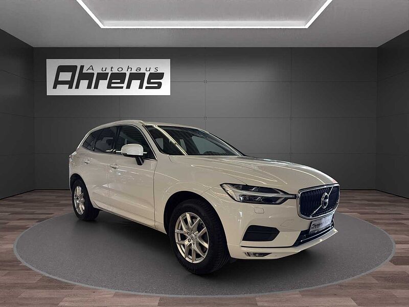 Volvo XC60 D4 Momentum *AHK-eHeck-SHZ-LED*