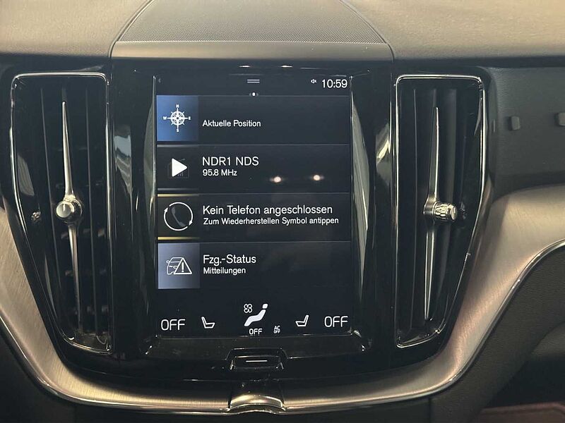 Volvo XC60 D4 Momentum *AHK-eHeck-SHZ-LED*